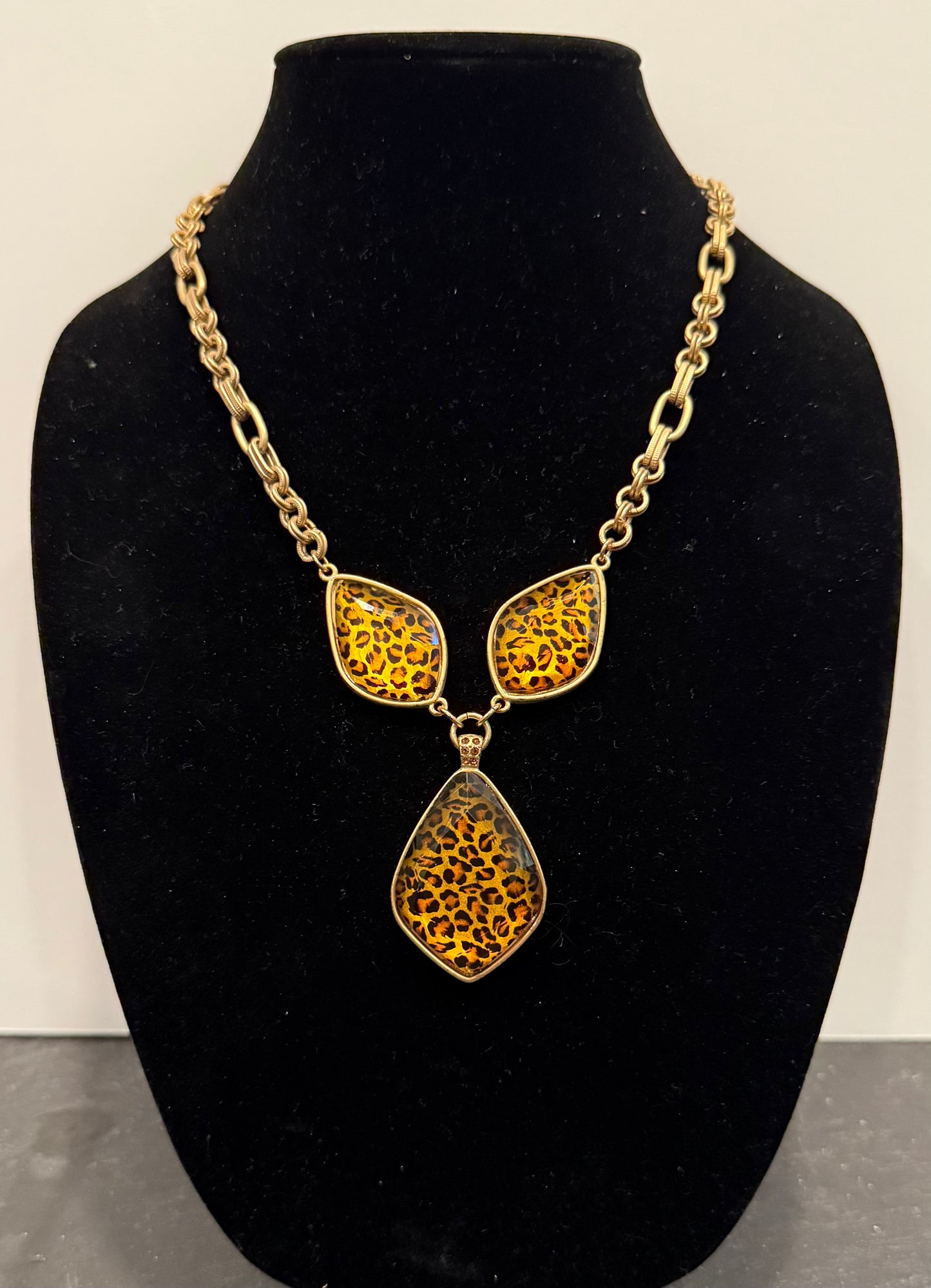 Vintage-Leopard Necklace