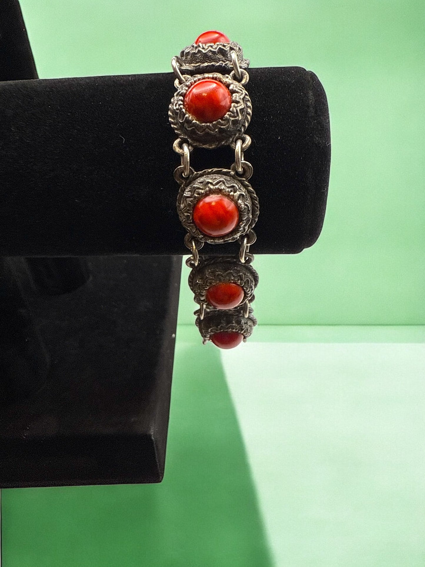 Vintage Crimson Cabochon Link Bracelet 6.75"