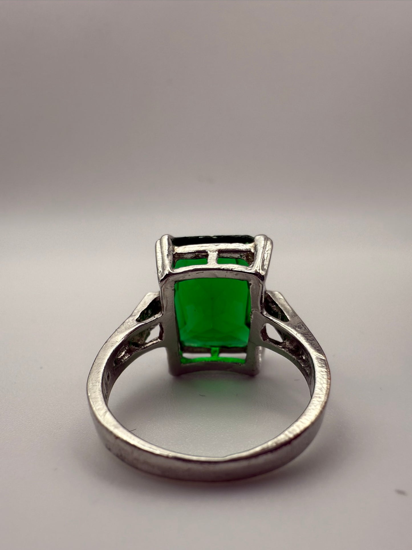 Vintage Emerald Glow Rectangular Statement Ring 8.5