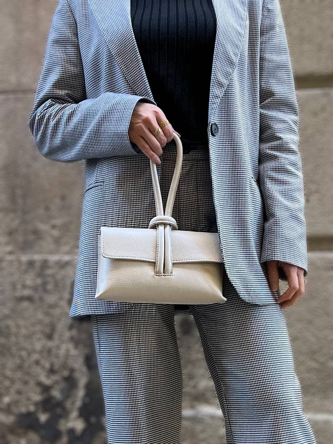 Shibuya Bag (Black or Beige)