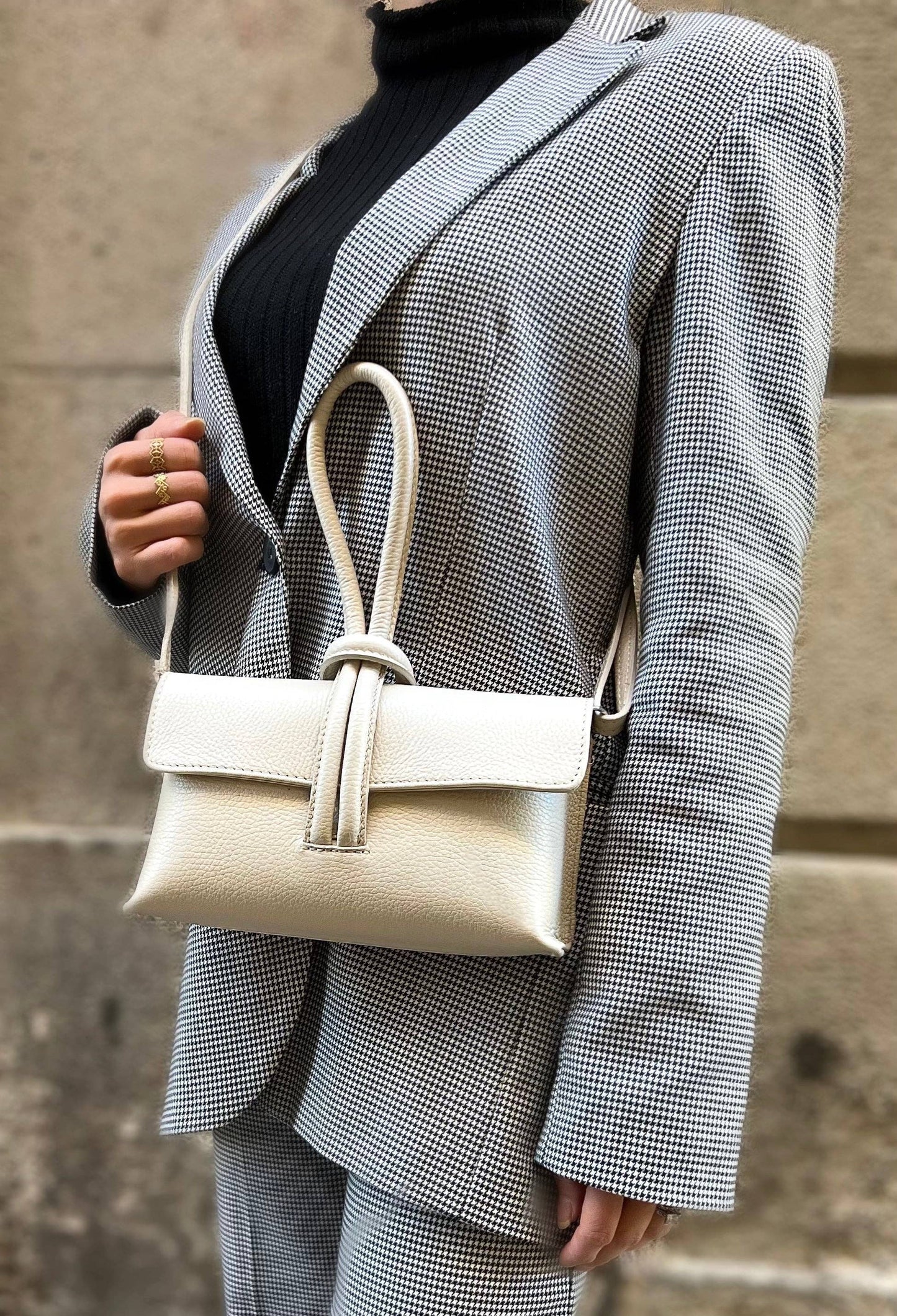 Shibuya Bag (Black or Beige)