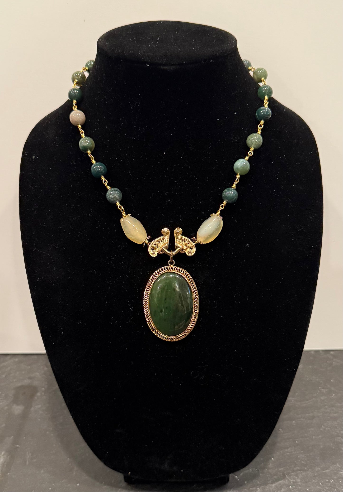 Vintage-Multi-Stone Necklace