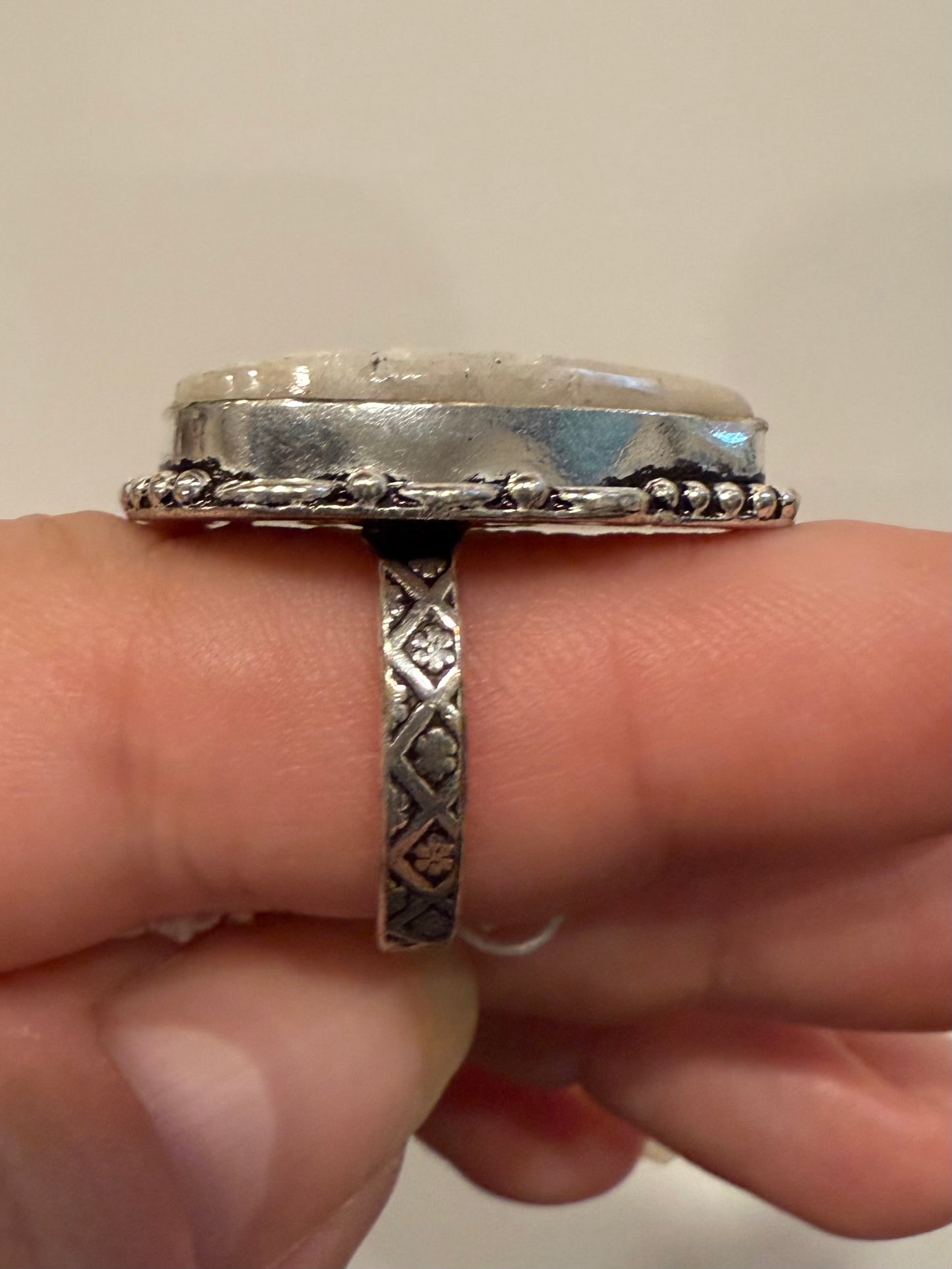 Vintage-Moonstone Sterling Ring sz7.5