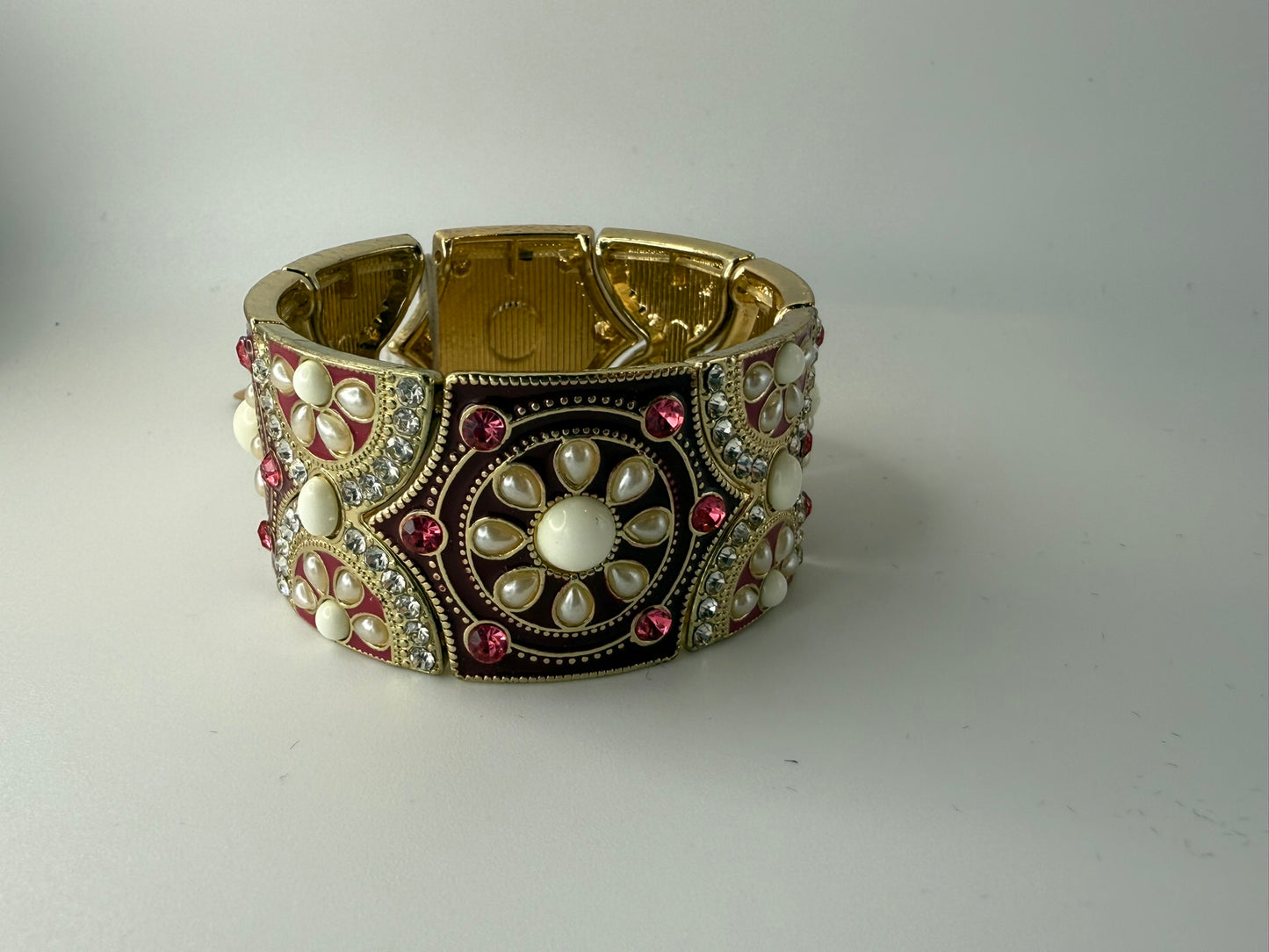 Vintage Crimson Pearl Stretch Bracelet 7-7.5"