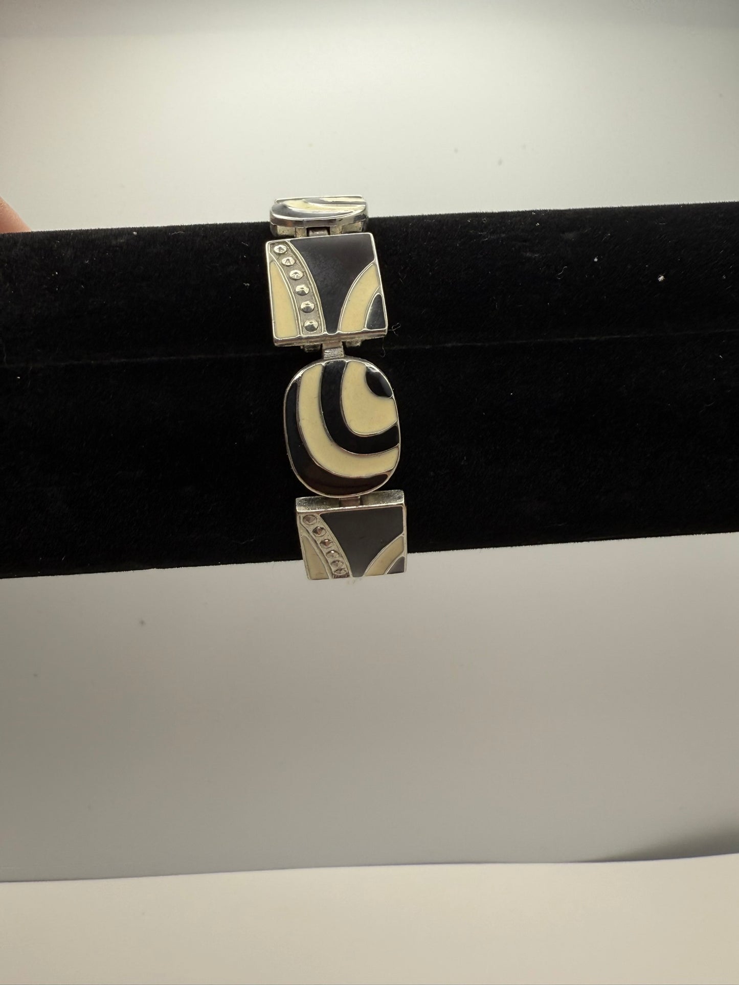 Vintage Monochrome Muse Link Bracelet 7.75"