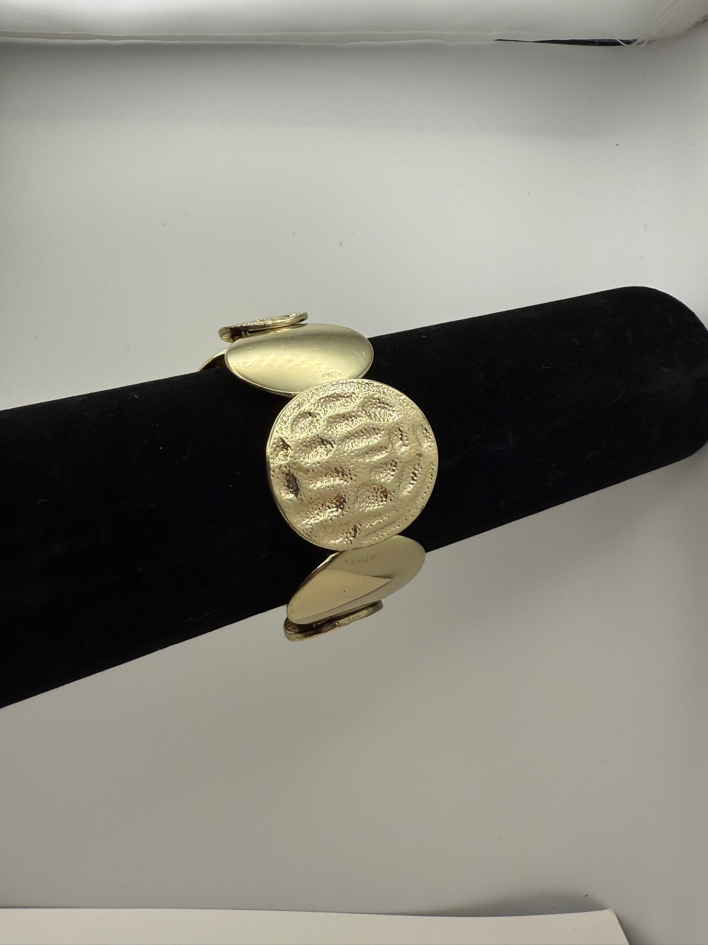 Vintage Gilded Disc Statement Bracelet 6.5-7.5"