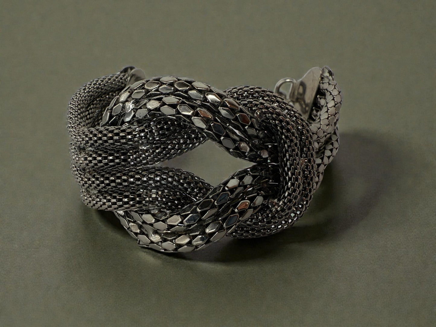 Vintage Midnight Knot Chain Bracelet 7-8.5"