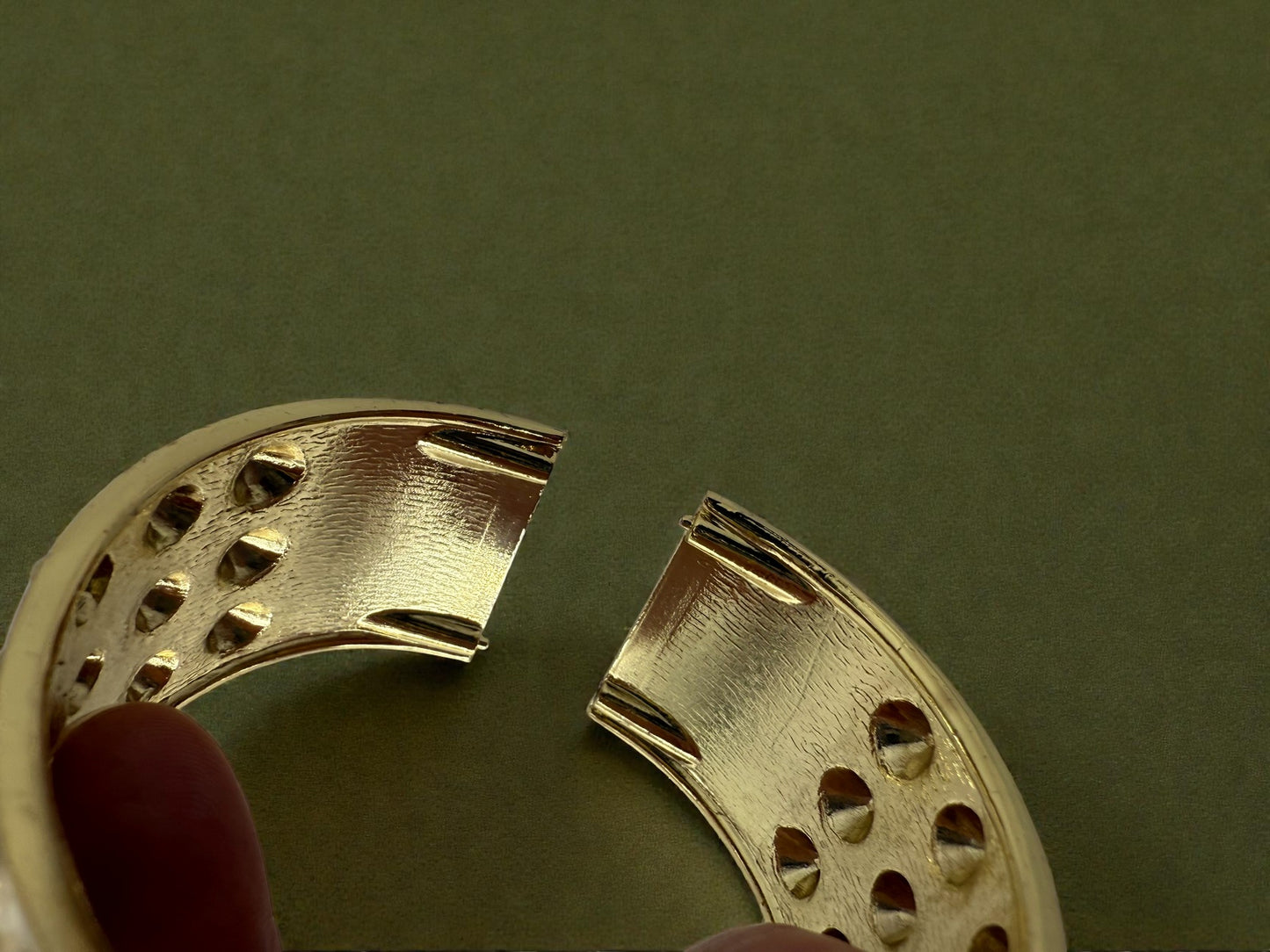 Vintage Ivory Stud Cuff 7-7.5"