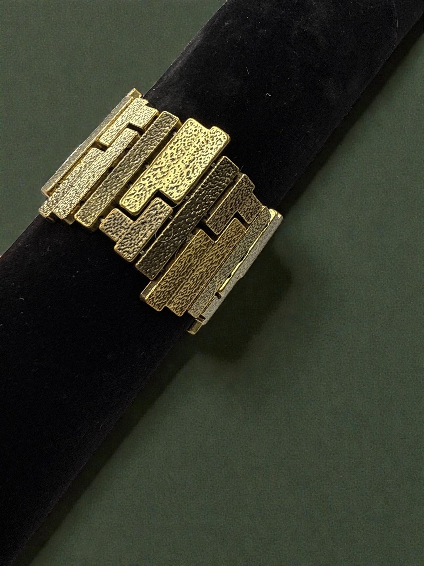 Vintage Gilded Link Power Stretch Bracelet 6.5-7.25"