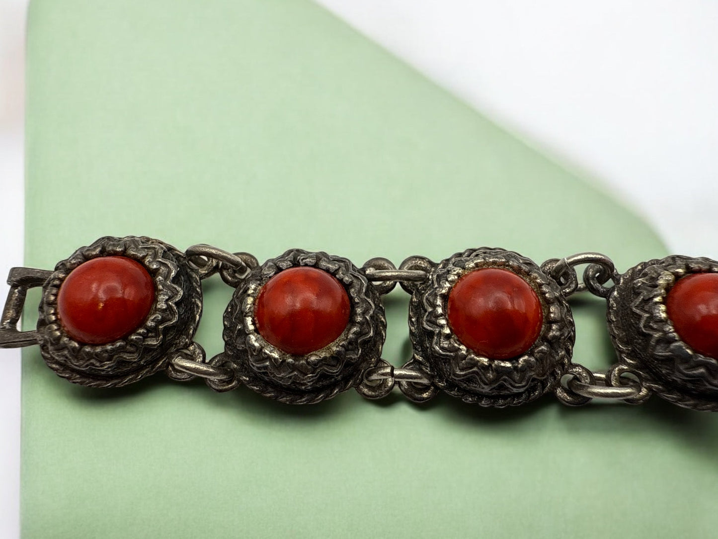 Vintage Crimson Cabochon Link Bracelet 6.75"