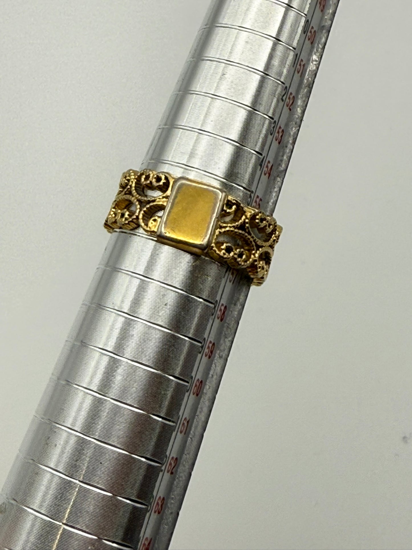 Vintage Gilded Filigree Band Ring 7.5