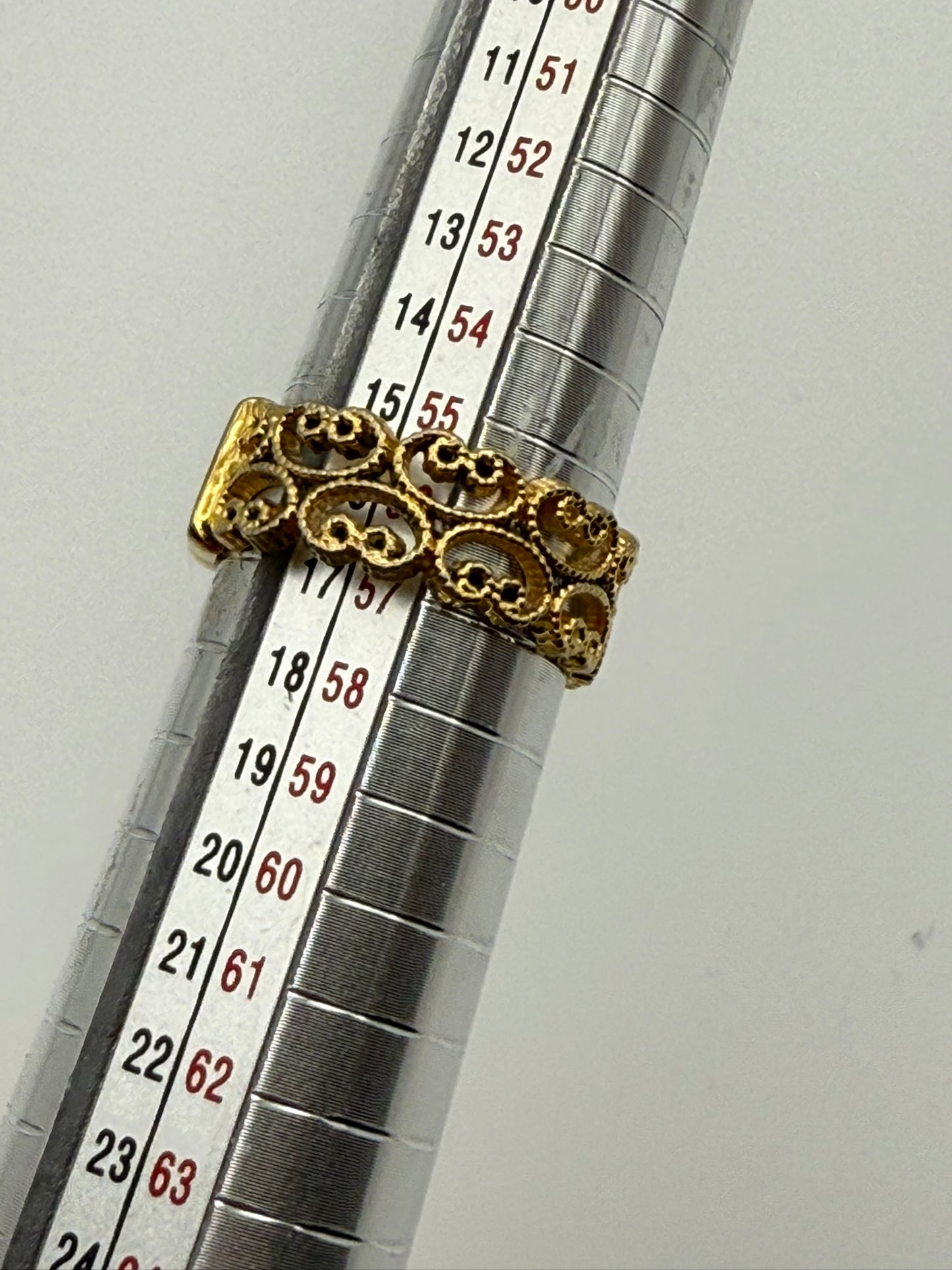 Vintage Gilded Filigree Band Ring 7.5
