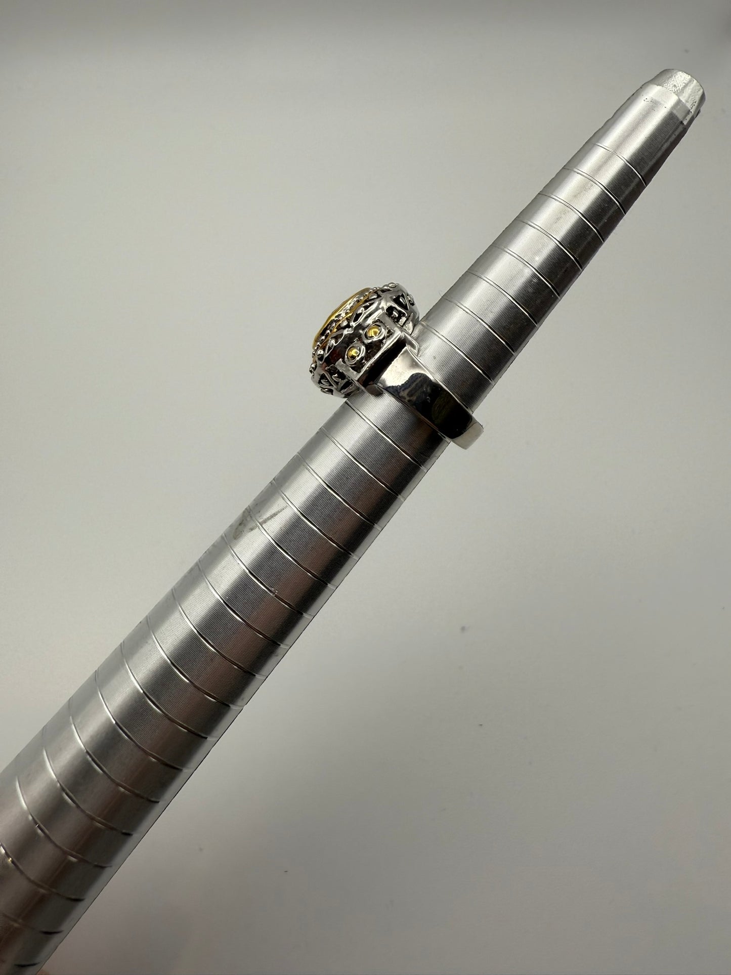 Vintage Two-Tone Pink Crystal Ring 5