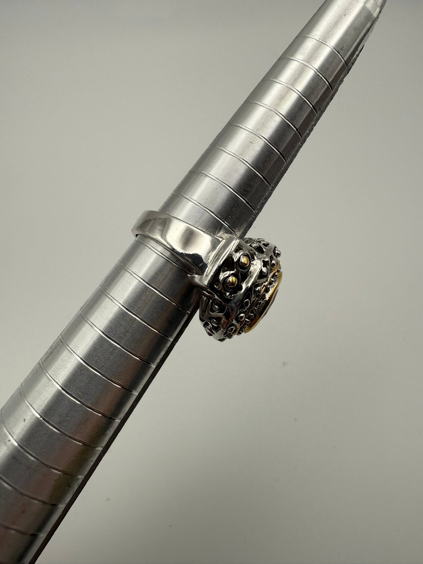 Vintage Two-Tone Pink Crystal Ring 5