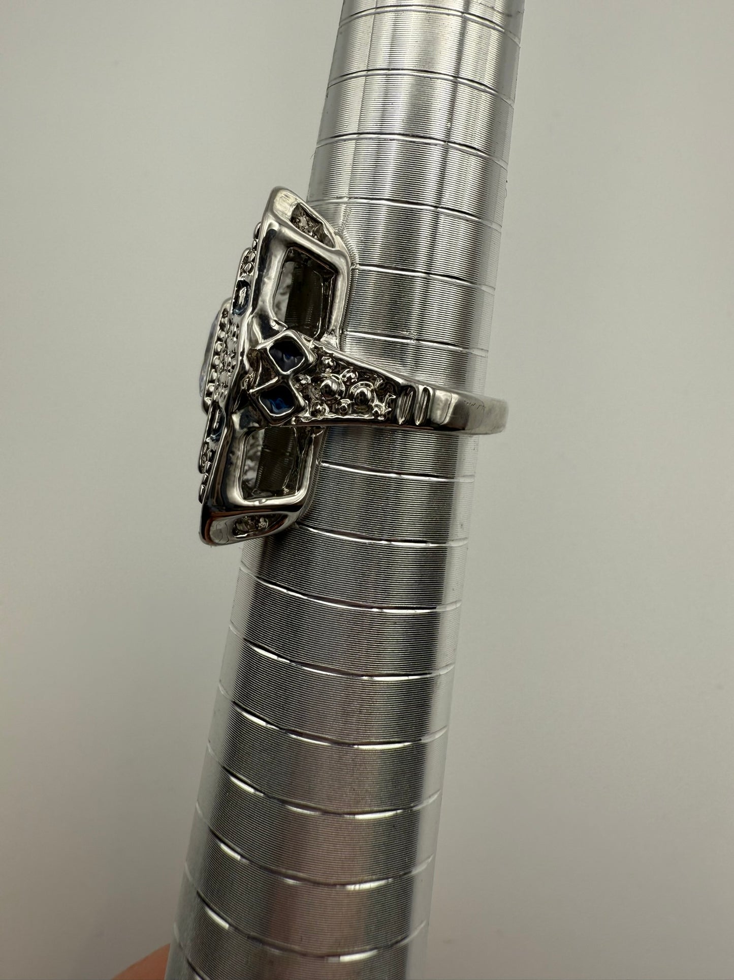 Vintage Midnight Grid Crystal Ring 8