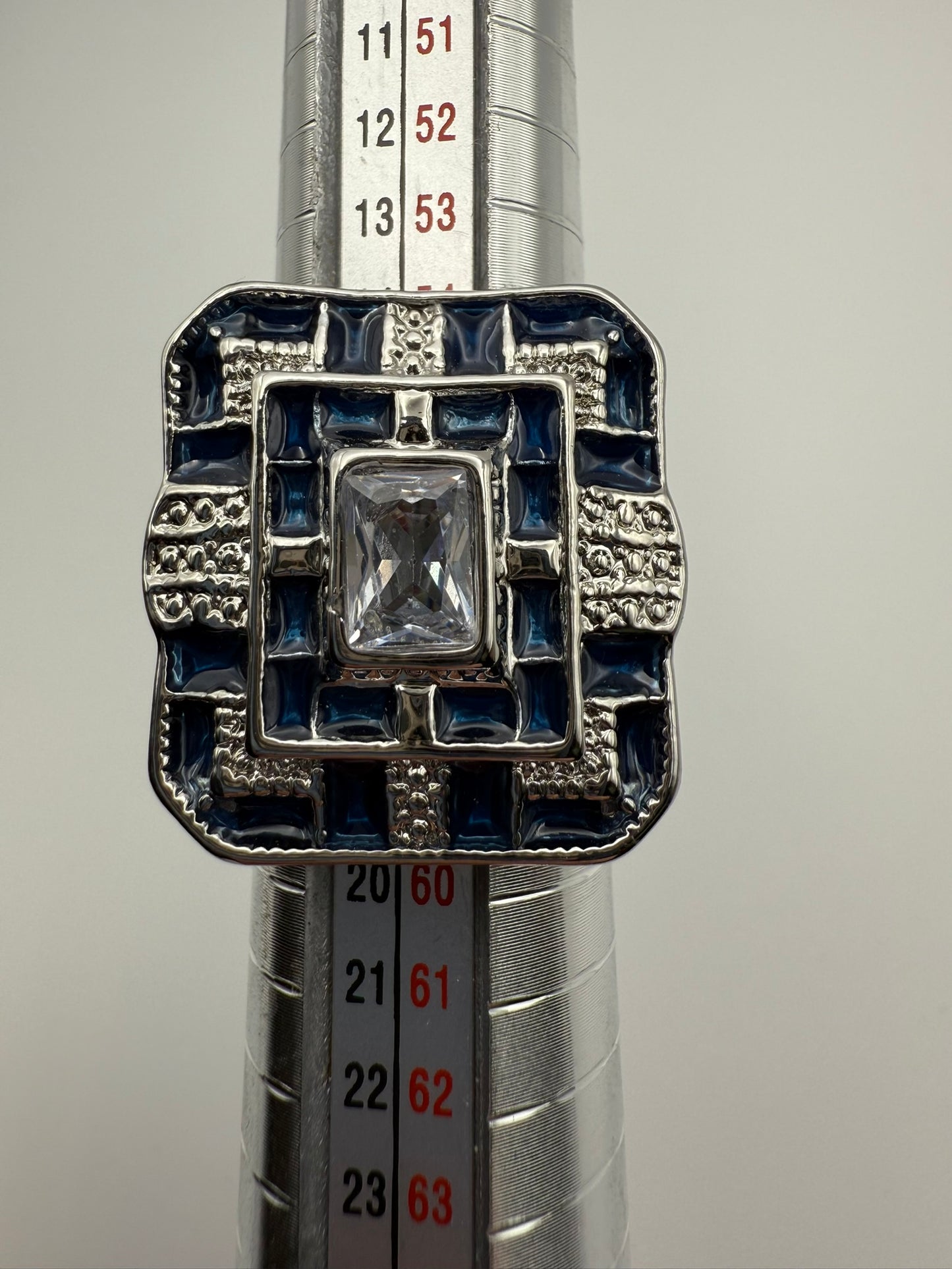 Vintage Midnight Grid Crystal Ring 8