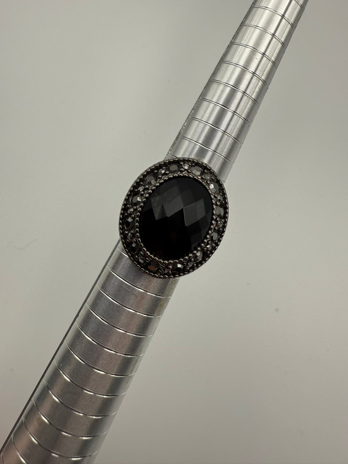 Vintage Midnight Noir Faceted Onyx Ring 7