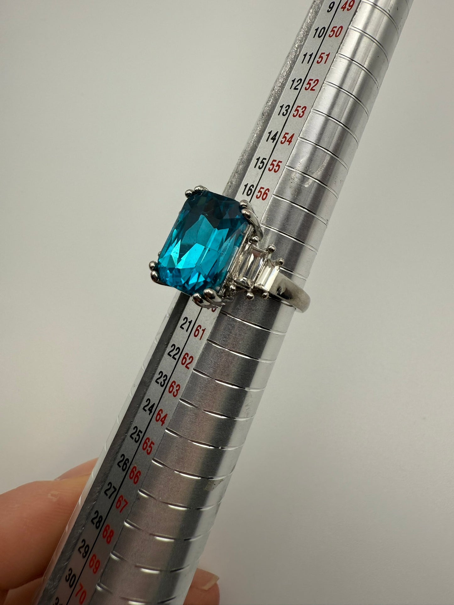 Vintage Teal Radiant Crystal Ring 8.5