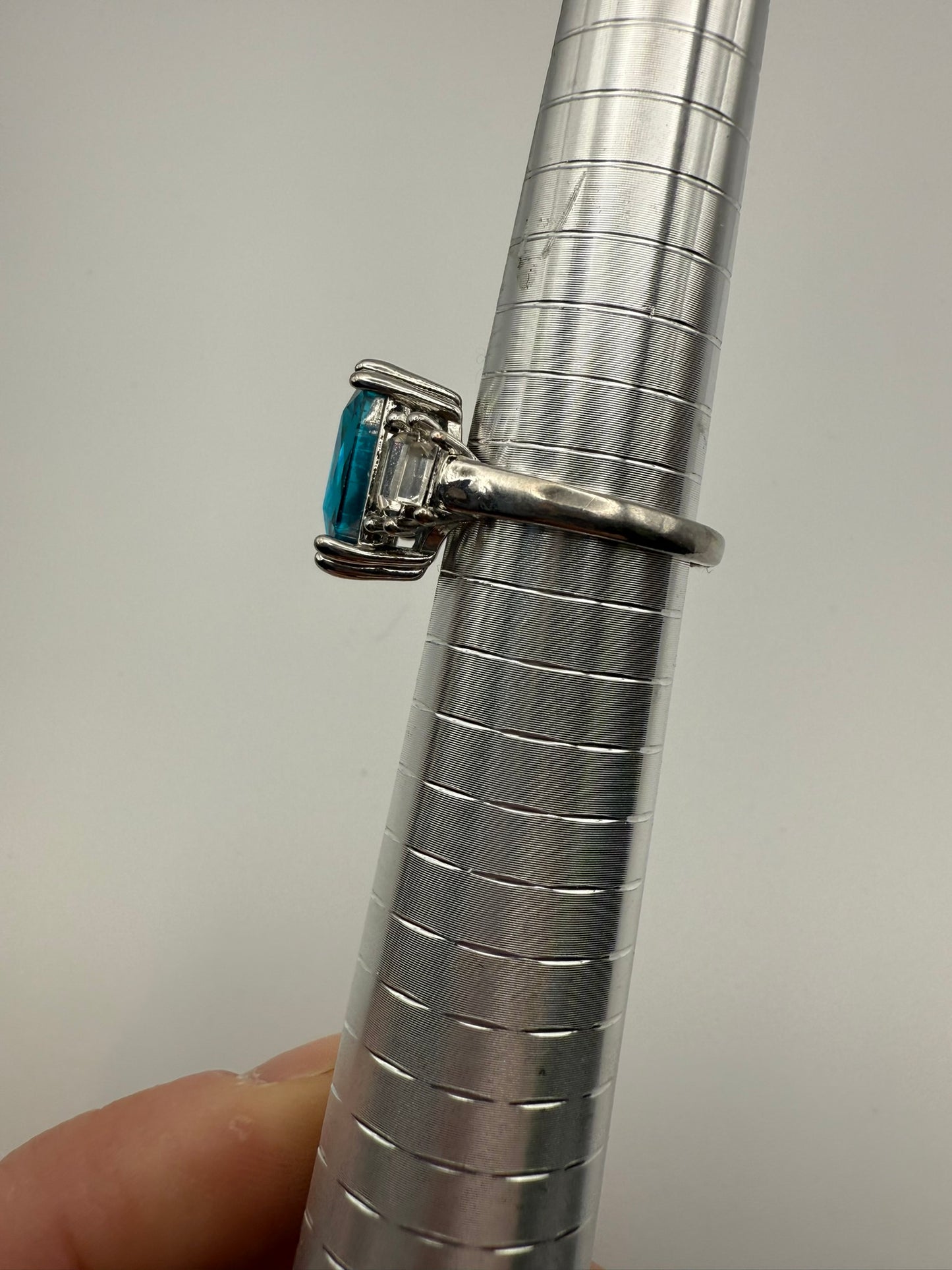 Vintage Teal Radiant Crystal Ring 8.5