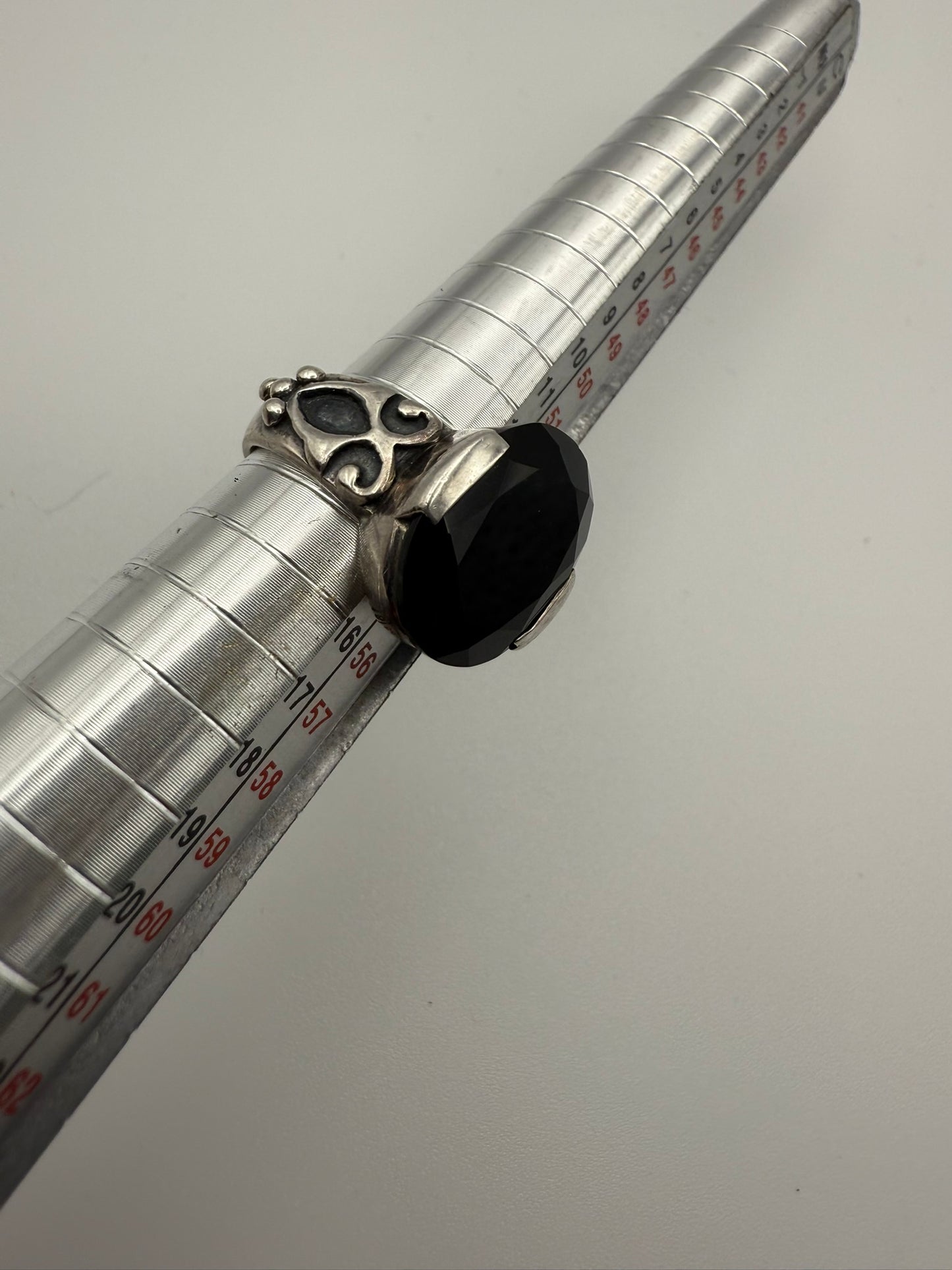 Vintage Silpada Black Onyx Sterling Oval Ring 7