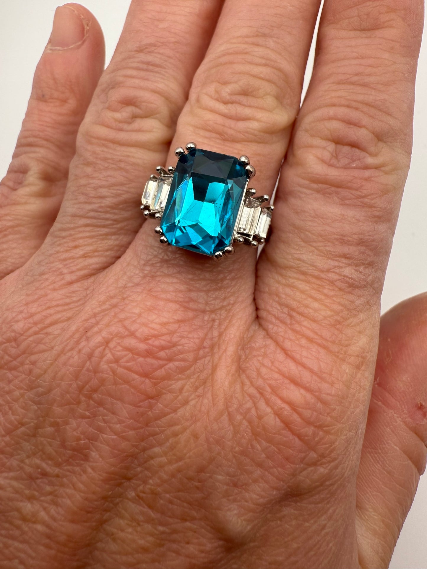 Vintage Teal Radiant Crystal Ring 8.5