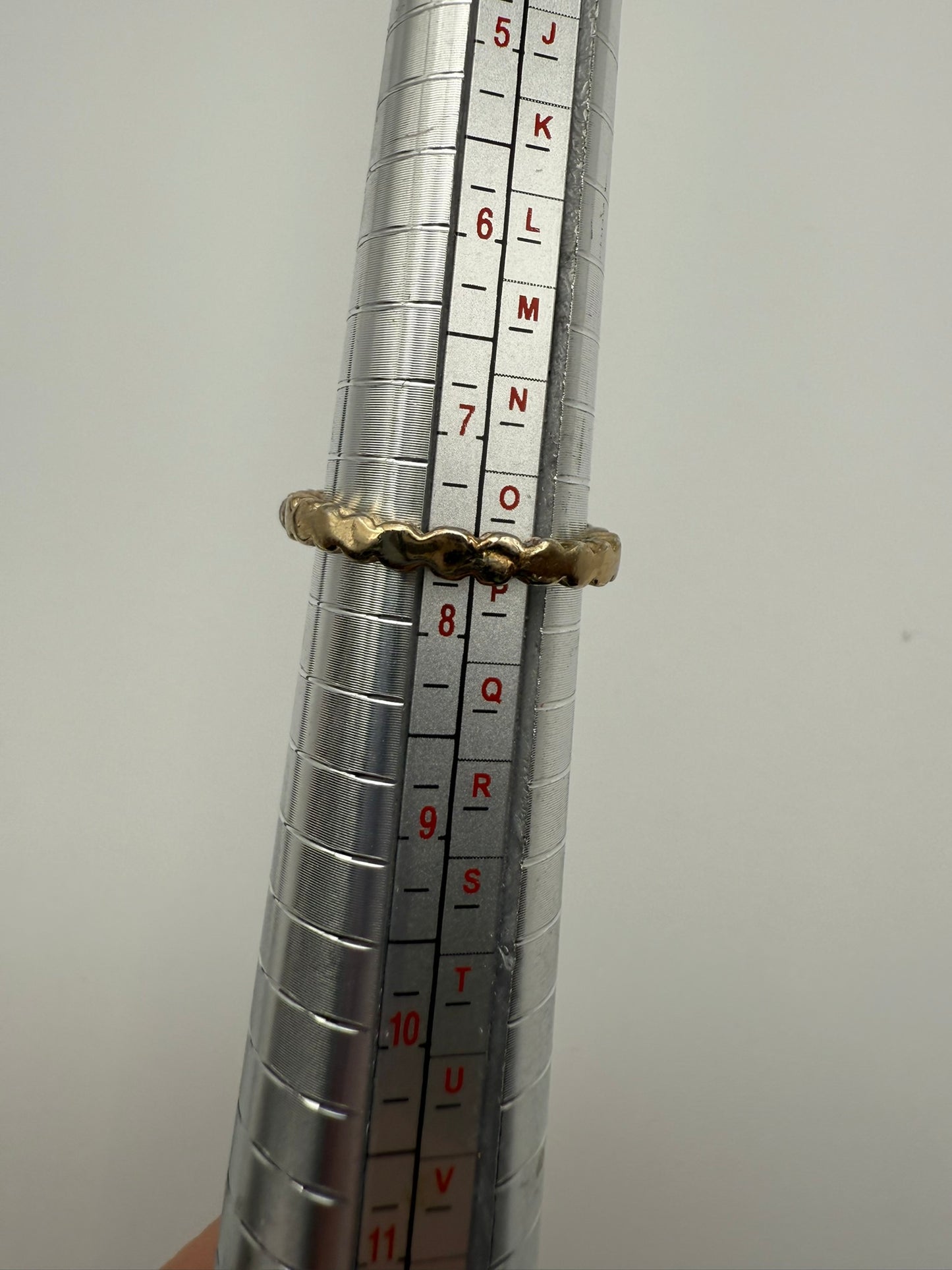 Vintage Classic Crystal Band Ring 7.5