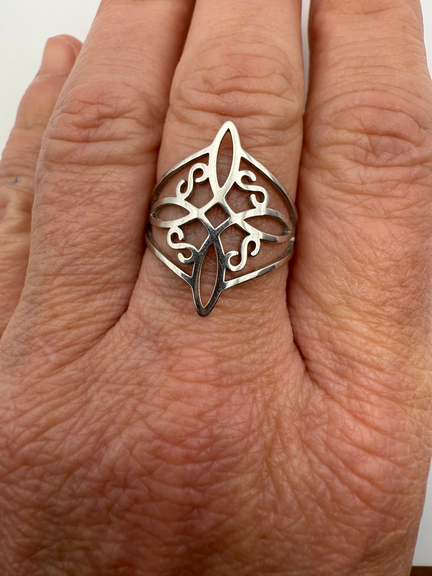 Vintage Sterling Silver Witch Knot Ring 8.5