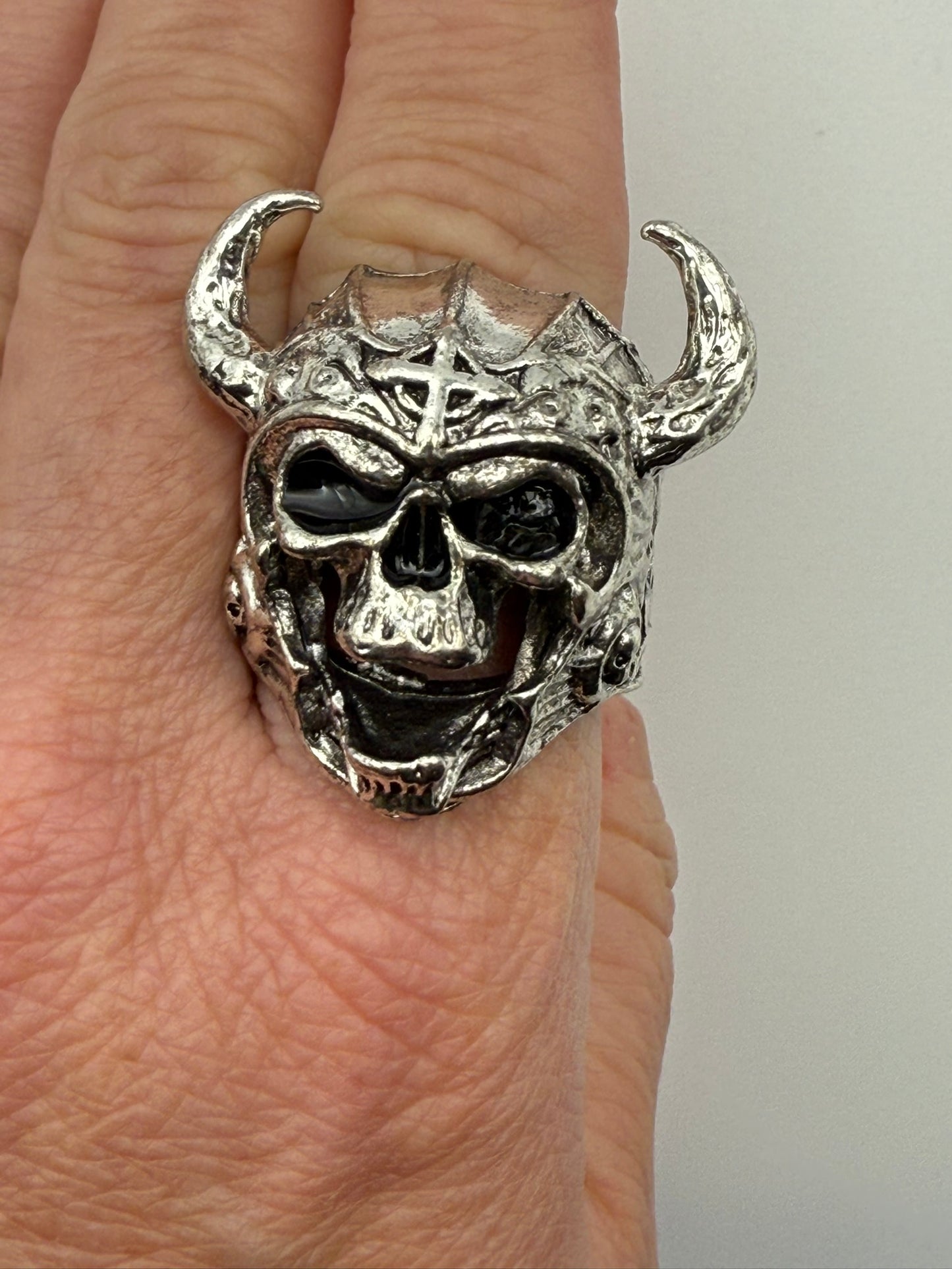 Vintage Infernal Horned Skull Ring 13