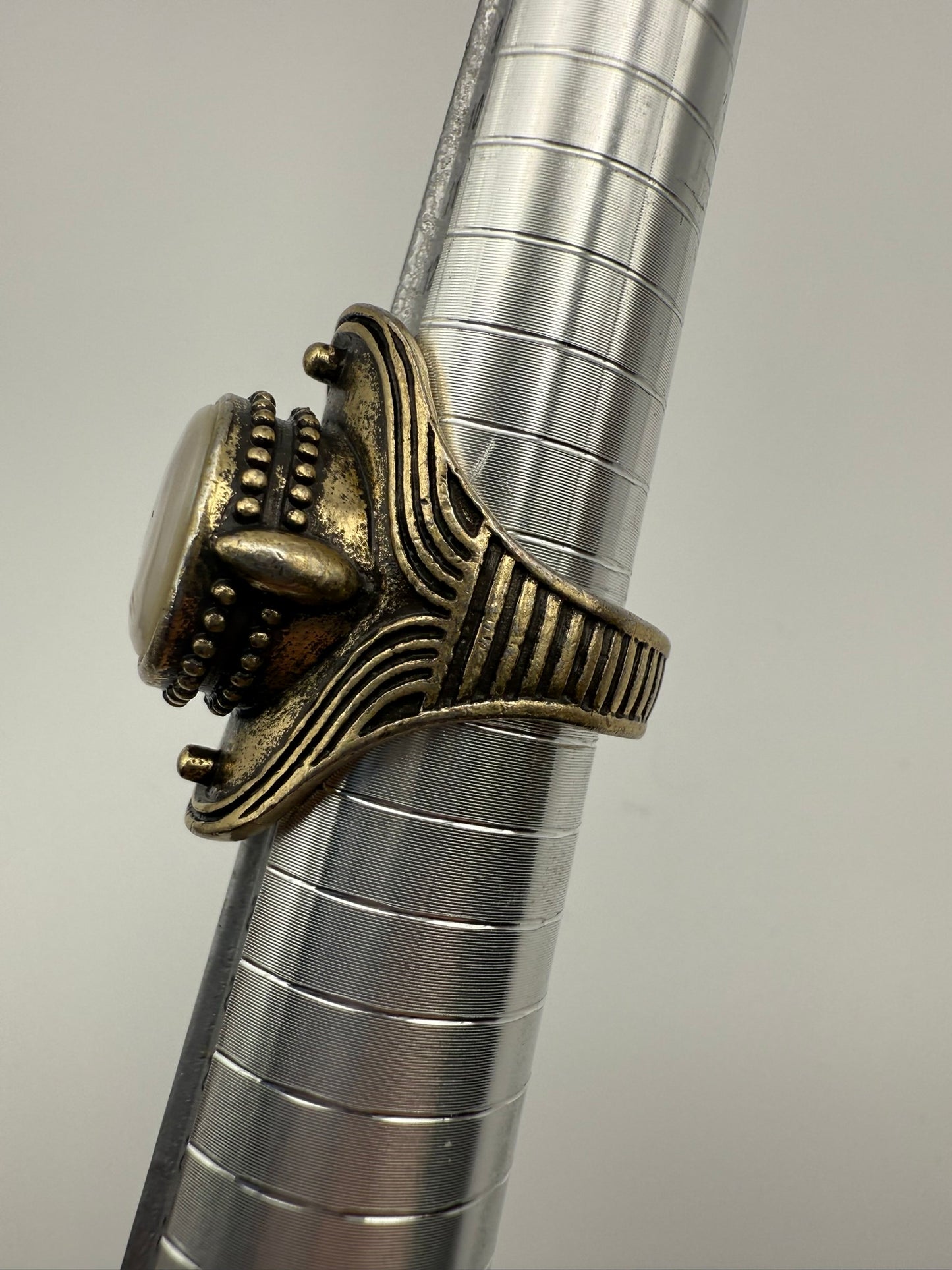 Vintage Lucky Brand Moonlit Pearl Medallion Ring 7.5