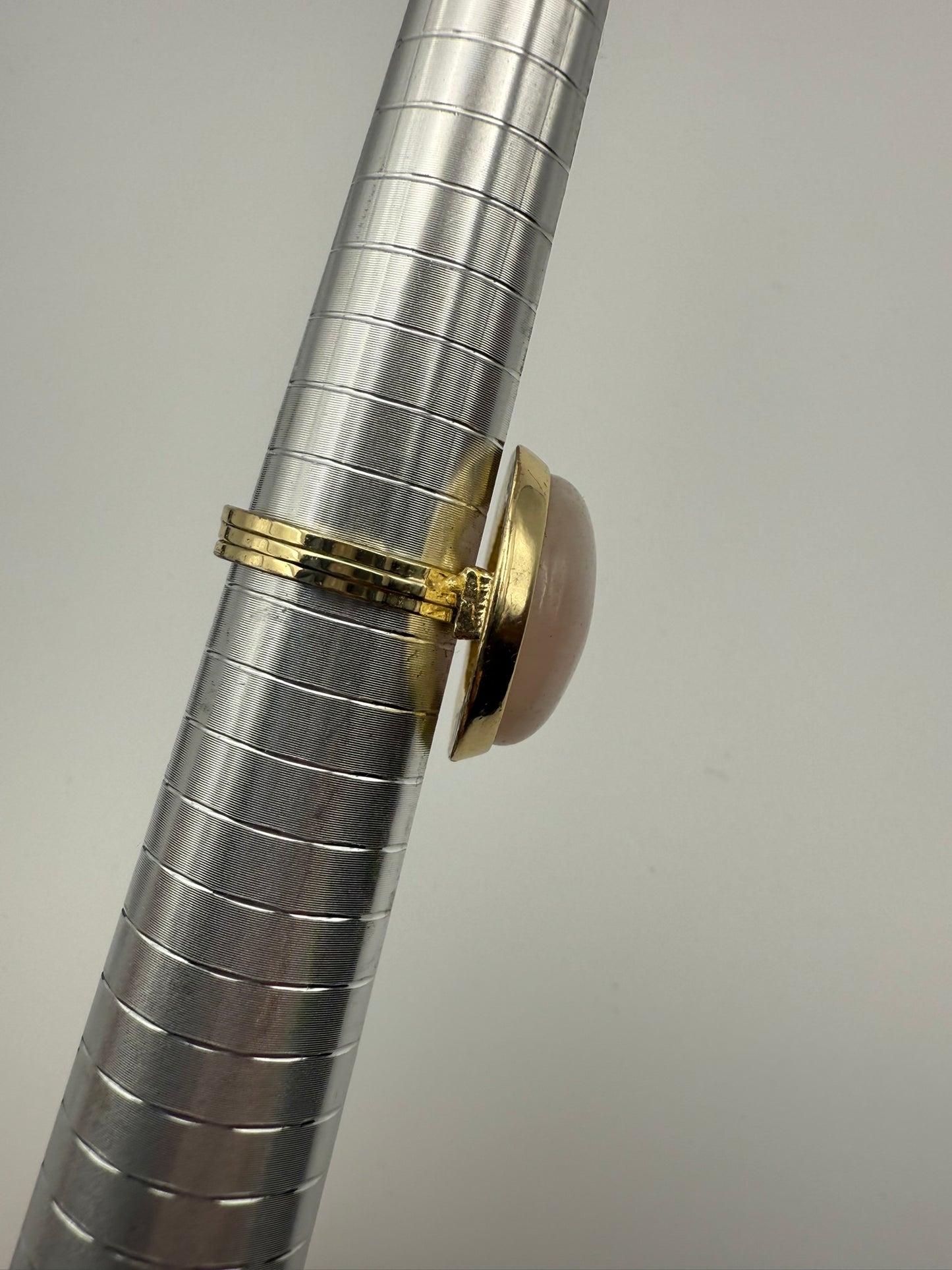 Vintage Soft Blush Quartz Dome Ring 7.5