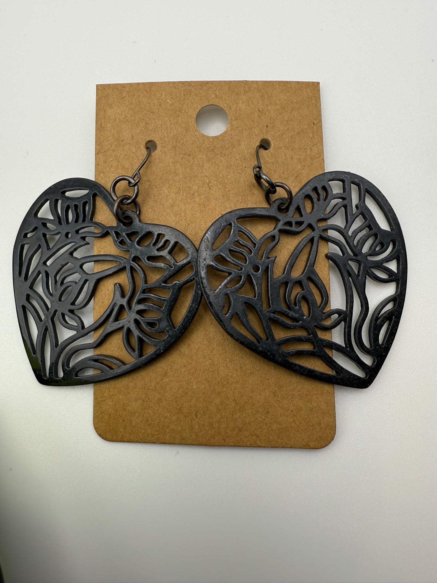 Vintage Midnight Heart Earrings