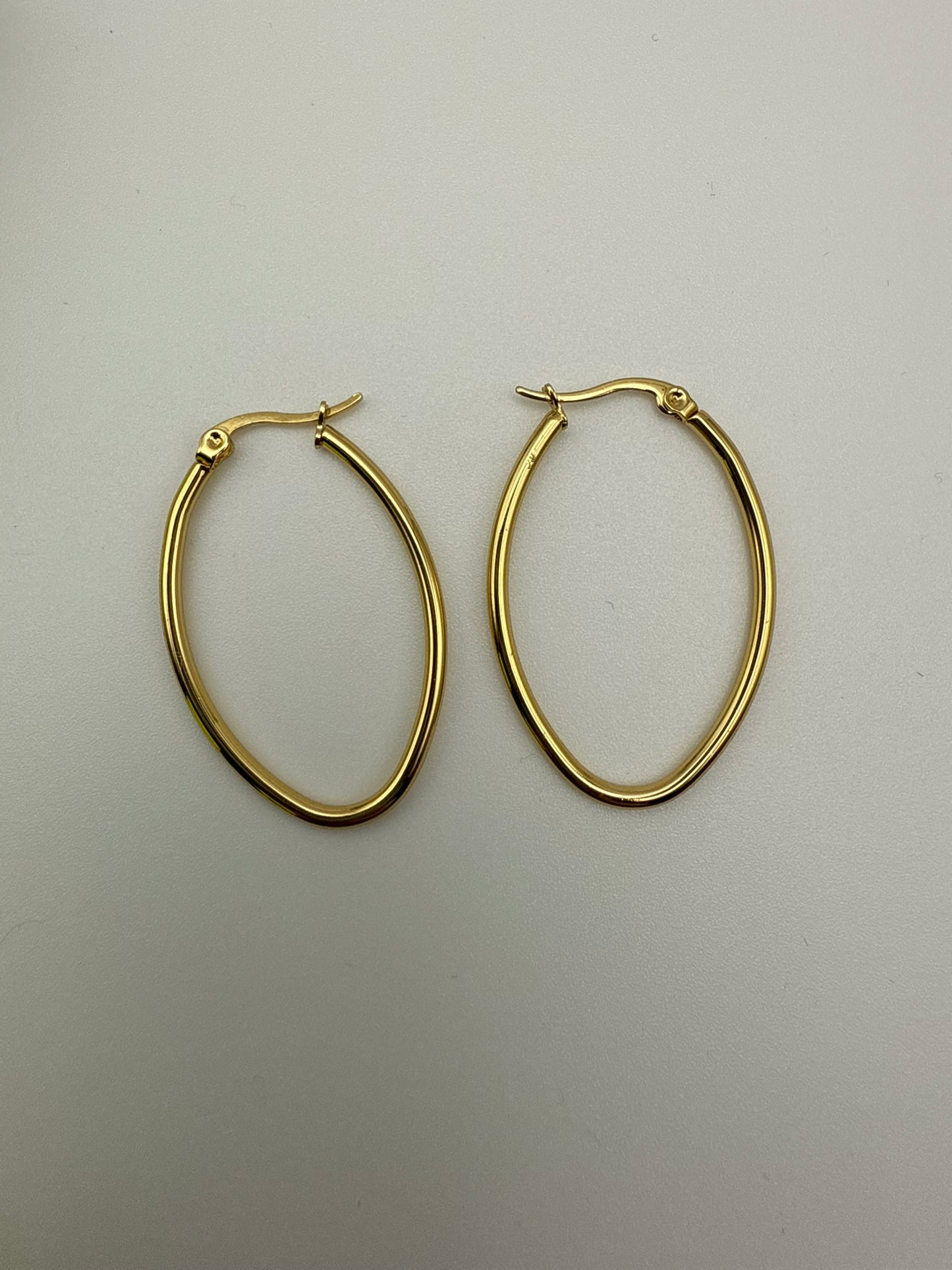 Vintage Golden Ease Oval Hoops