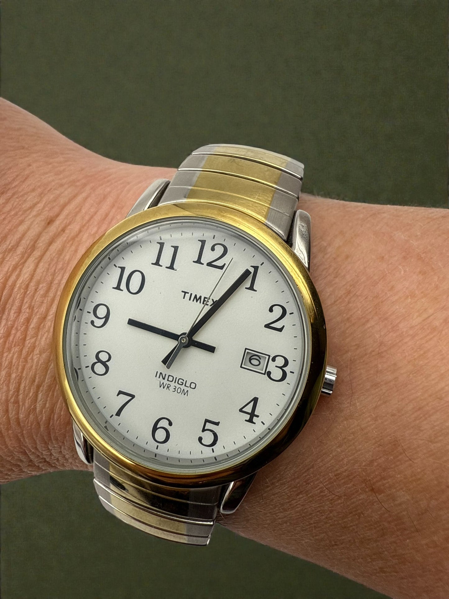 Vintage Timex Indiglo Mixed Metal Stretch Watch 6.5-7.5