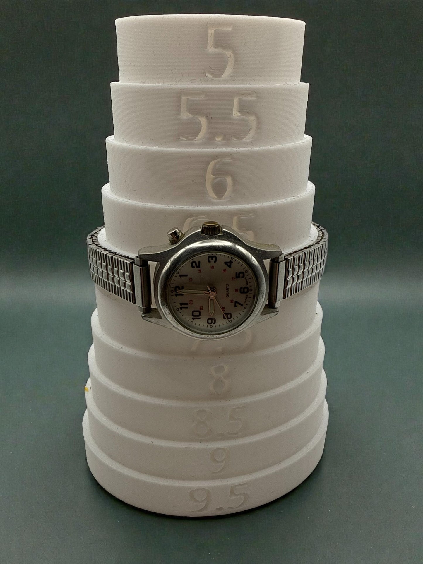 Vintage Field Classic Stretch Quartz Watch 7"