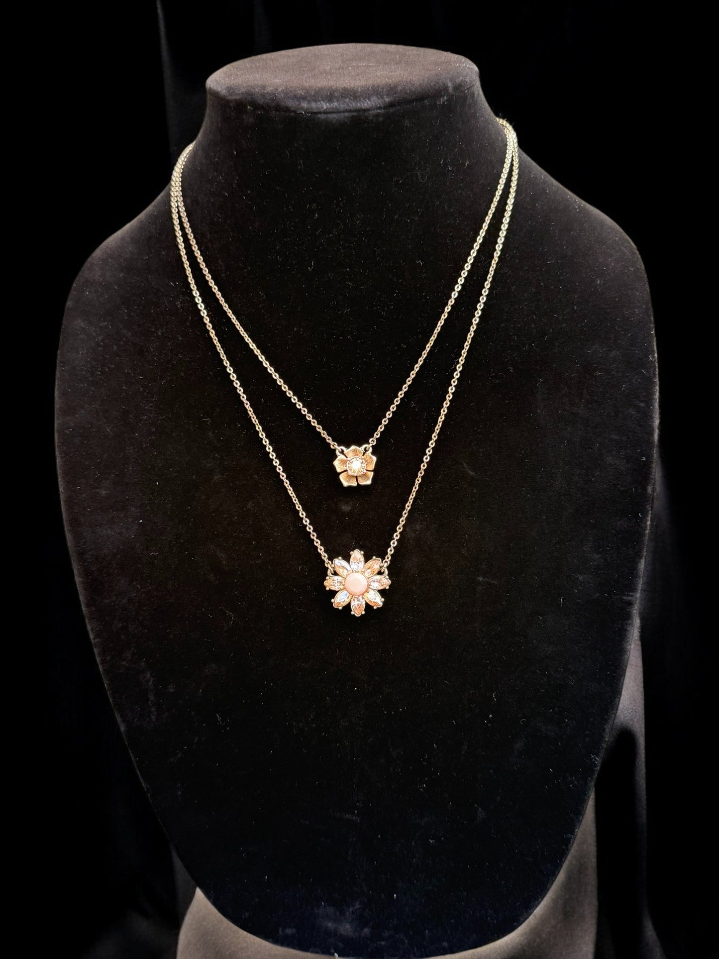 Vintage Chloe & Isabel Golden Bloom Layered Necklace 15-18"