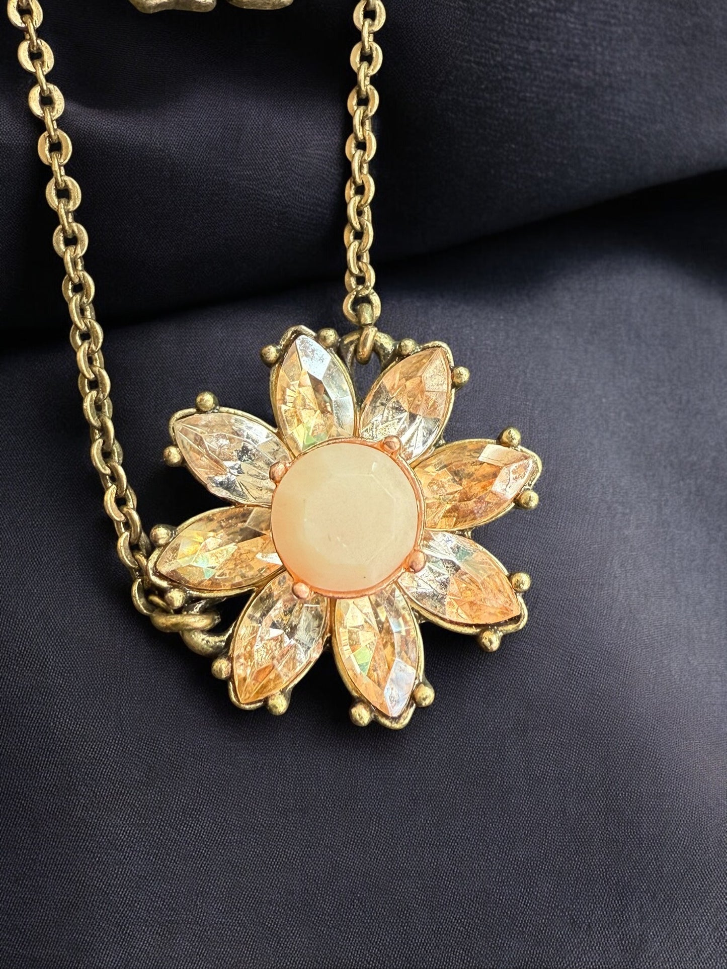 Vintage Chloe & Isabel Golden Bloom Layered Necklace 15-18"