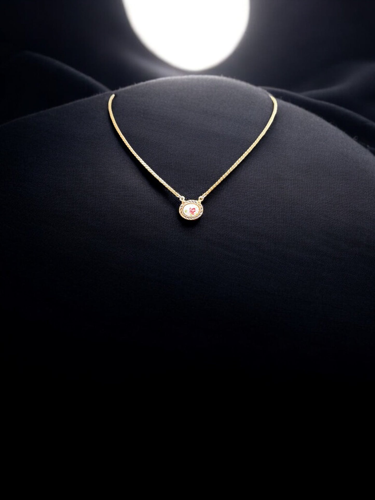 Vintage Rose Whisper Necklace 14"