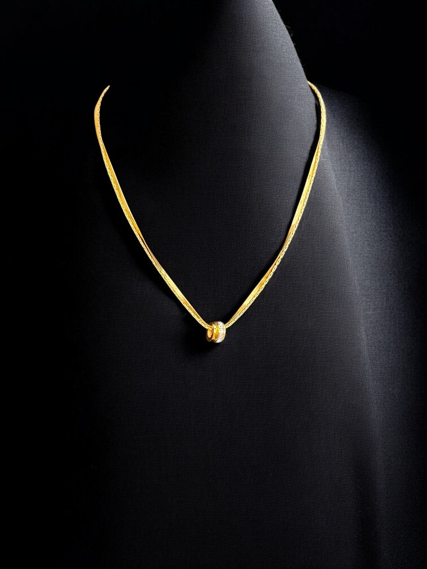 Vintage Golden Unity Knot Necklace 17"