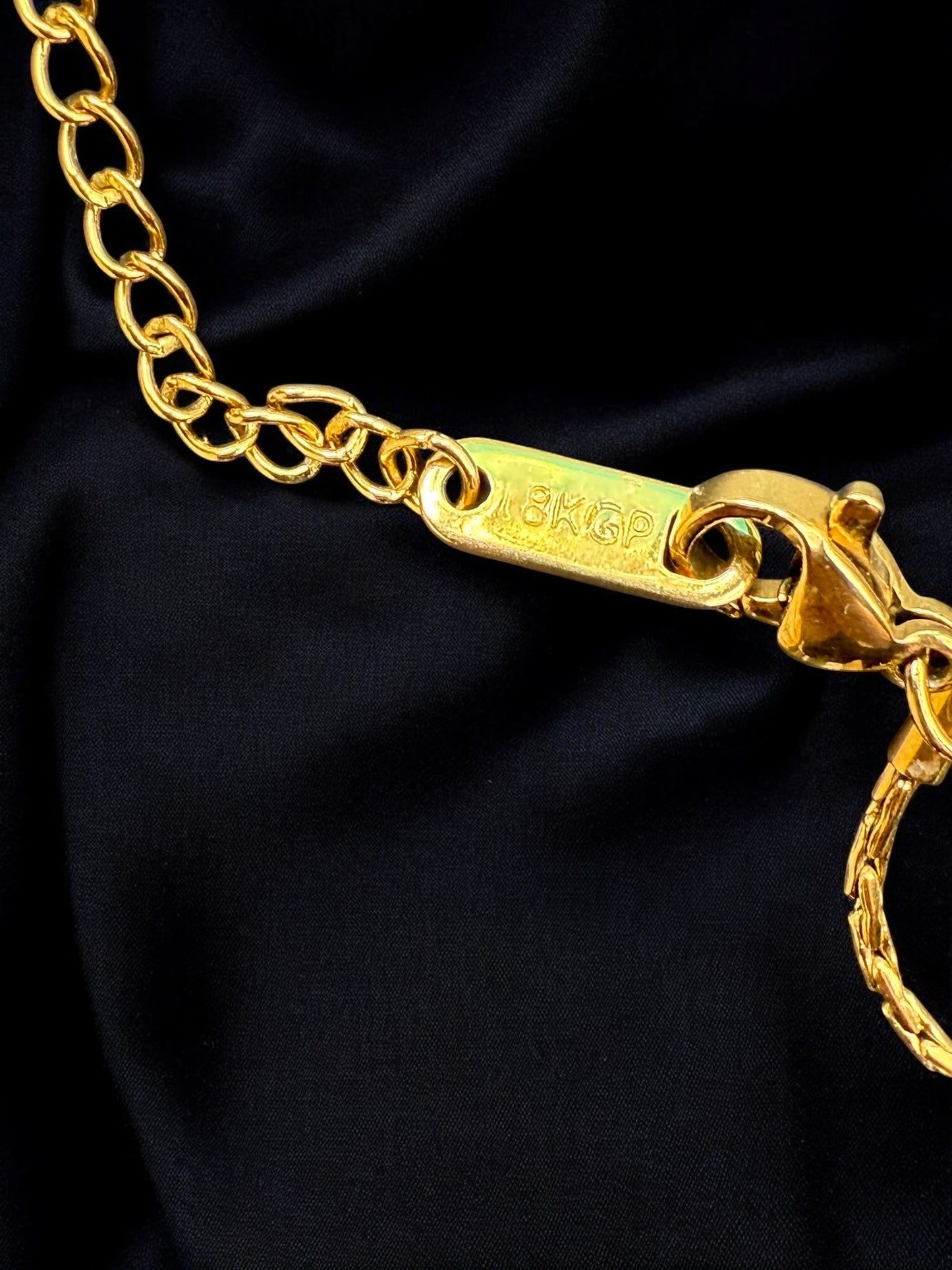 Vintage Golden Unity Knot Necklace 17"