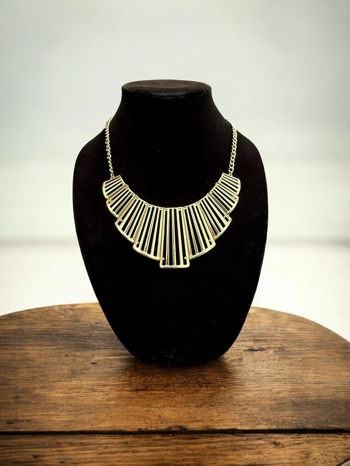 Vintage Golden Sunburst Statement Necklace 16-18"