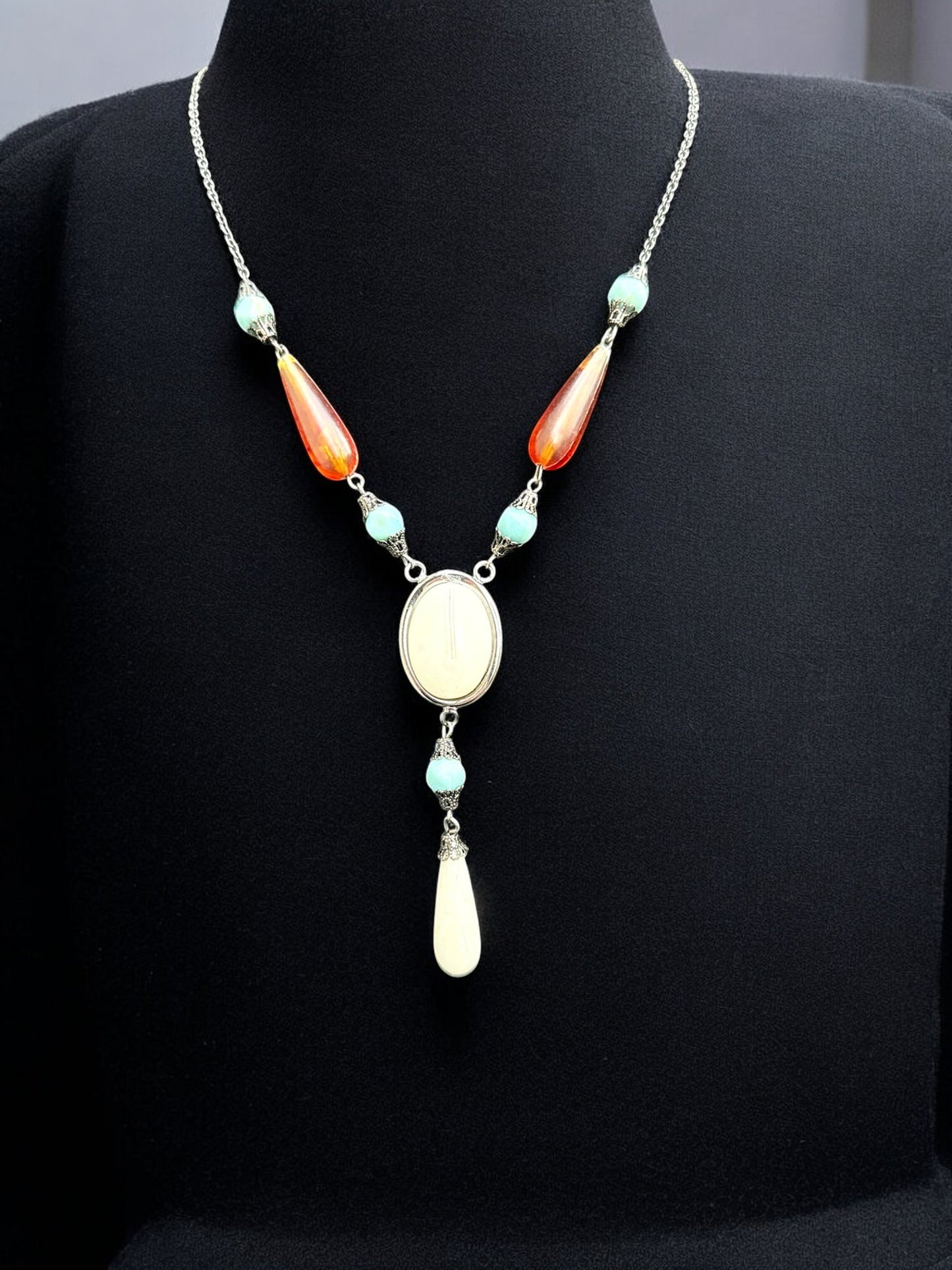 Vintage Desert Glow 3.5" Drop Necklace 18"