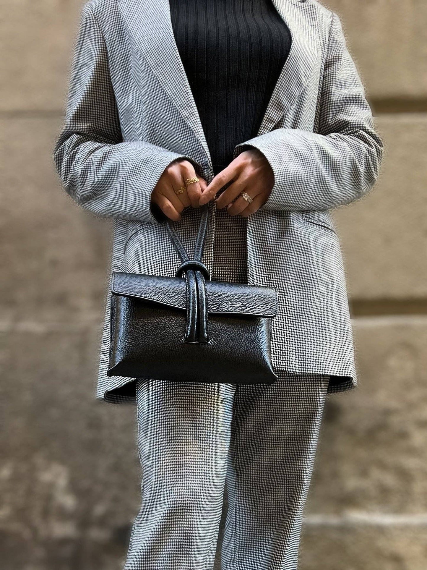 Shibuya Bag (Black or Beige)