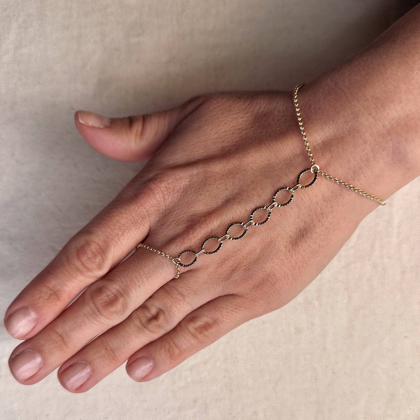 Diamond Cut Fancy Hand Chain